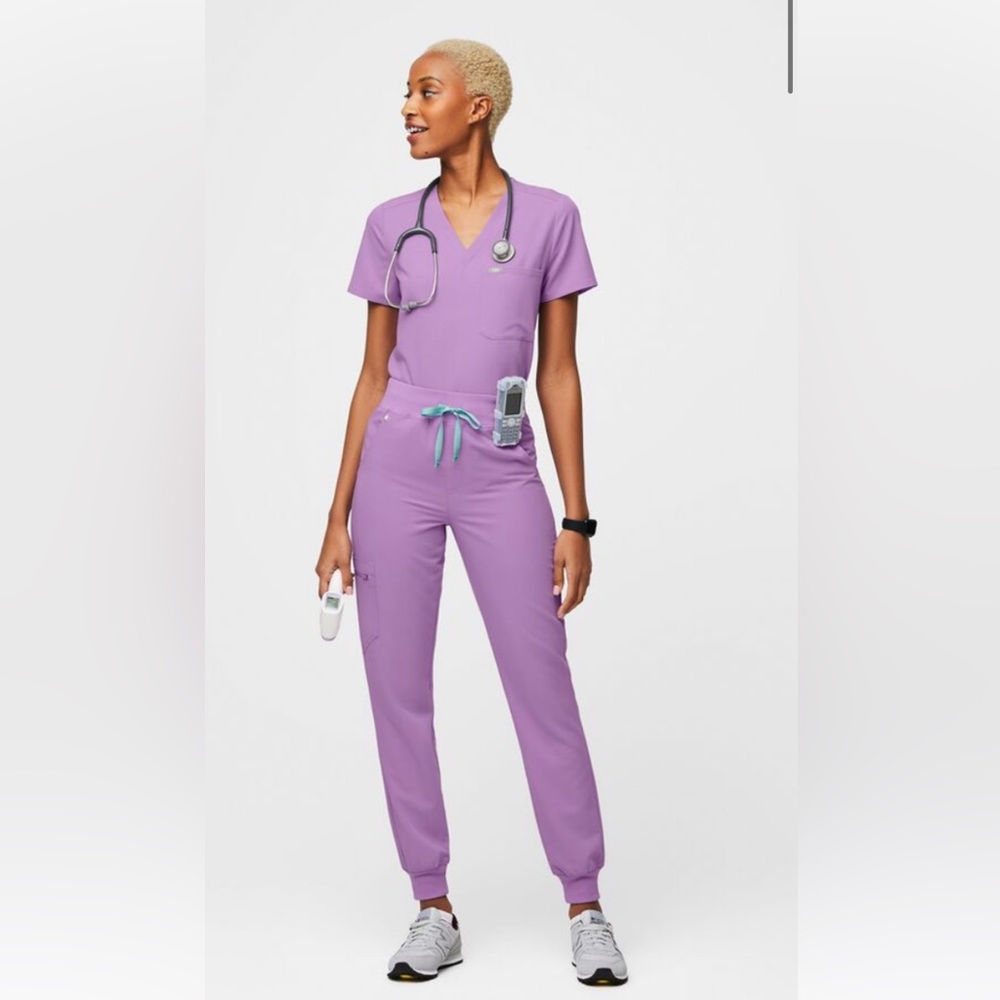 Figs Women's Lilac Scrubs